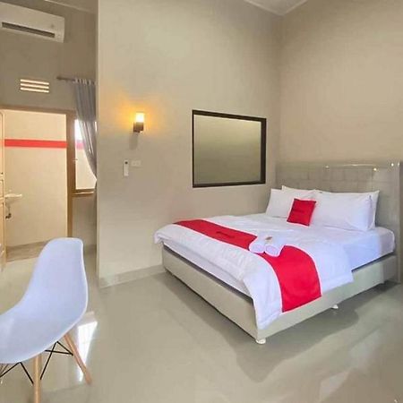 Reddoorz Syariah Near Hajimena Lampung Hotel Bandar Lampung Ngoại thất bức ảnh