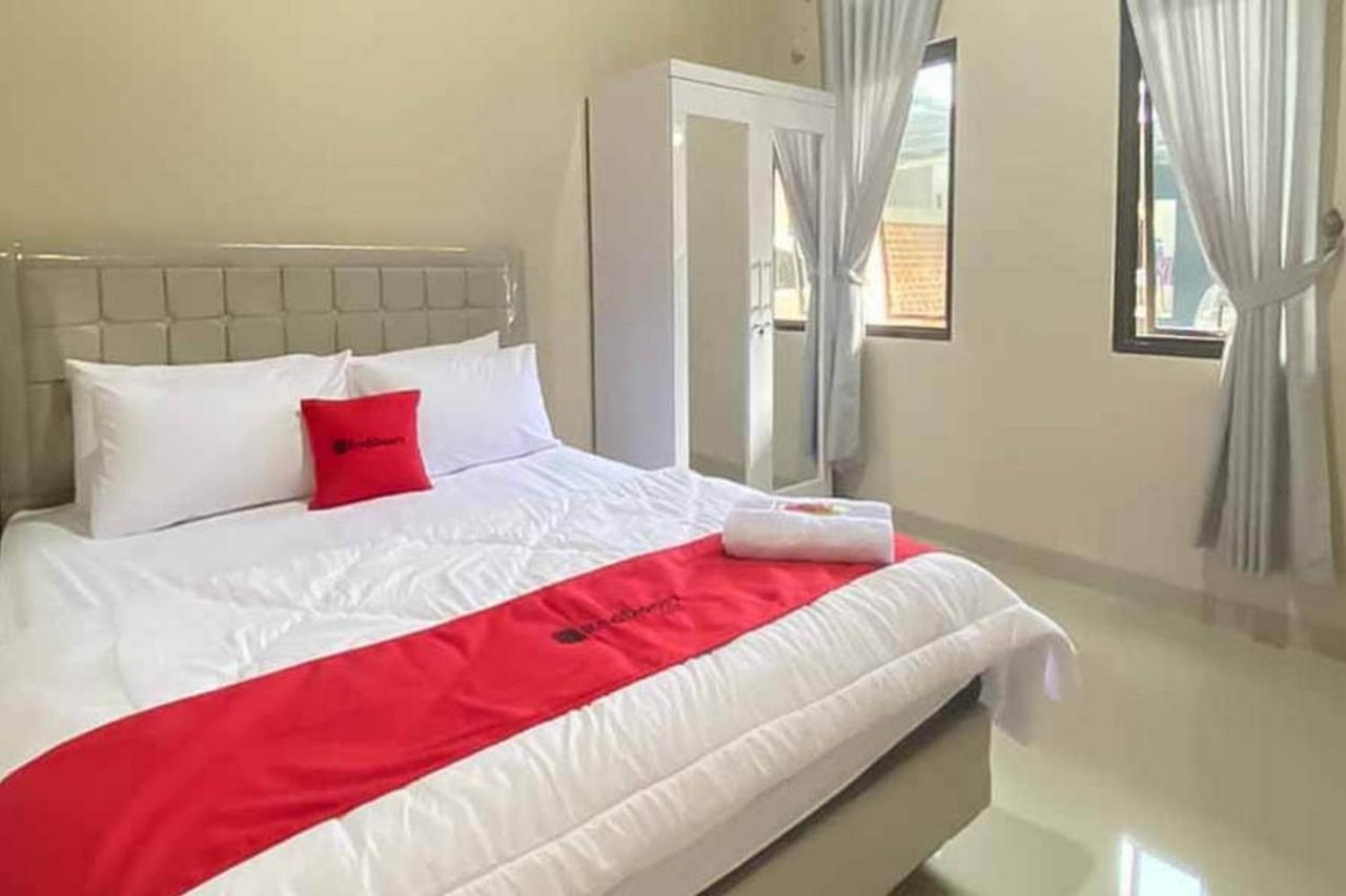 Reddoorz Syariah Near Hajimena Lampung Hotel Bandar Lampung Ngoại thất bức ảnh