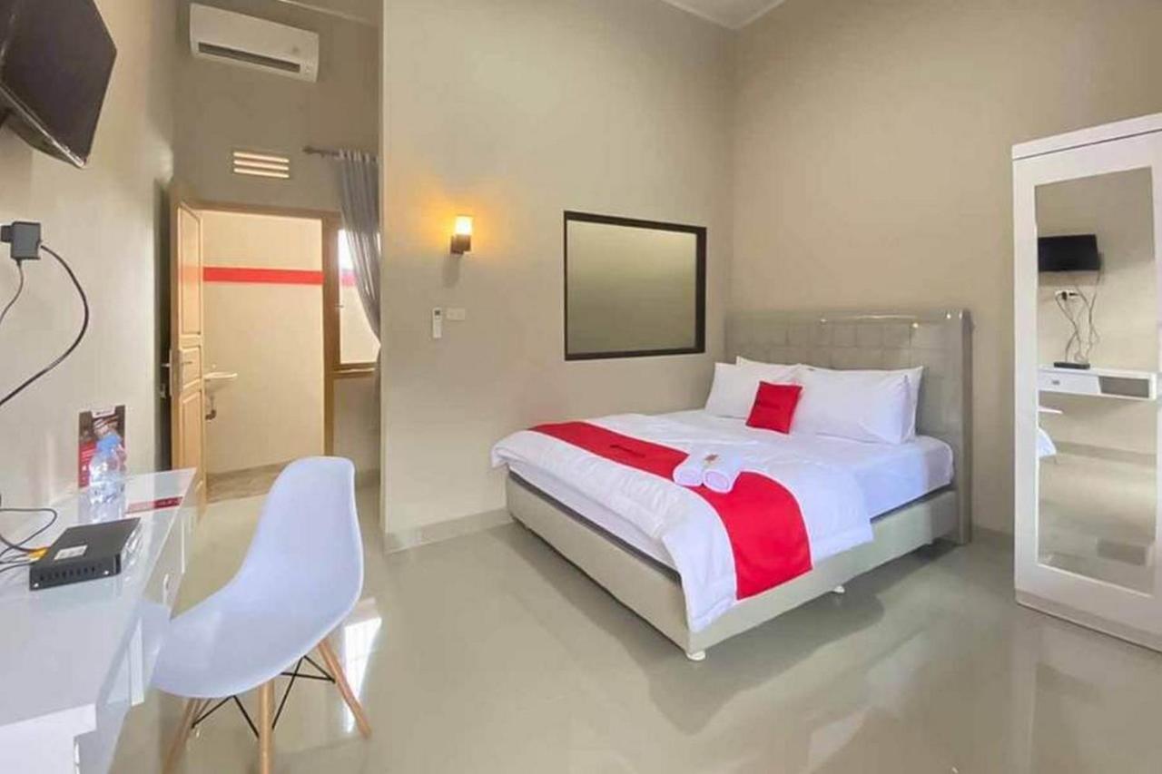 Reddoorz Syariah Near Hajimena Lampung Hotel Bandar Lampung Ngoại thất bức ảnh