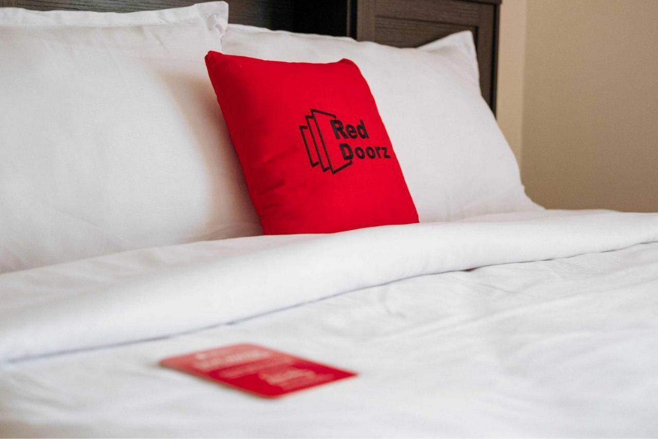 Reddoorz Syariah Near Hajimena Lampung Hotel Bandar Lampung Ngoại thất bức ảnh