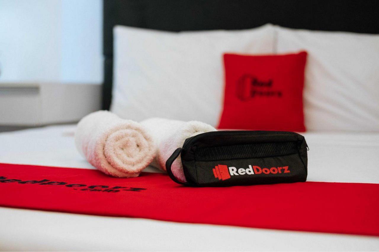 Reddoorz Syariah Near Hajimena Lampung Hotel Bandar Lampung Ngoại thất bức ảnh